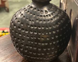  Signed barro negro carved vase by Dona Resa San Bartolo Coyotepe , Oaxaca Mexico circa 1980 Value $500/OBO