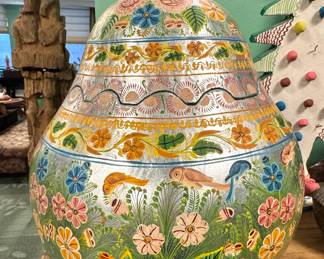 Kashmiri (India, Srinagar region) hand painted papier-mache decorative container $300/OBO