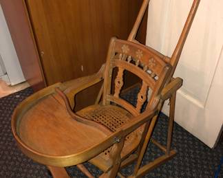 The surprise: high chair converts to be a stroller! 