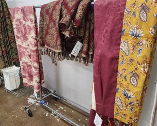 Drapes or use for fabric crafts