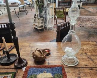 4 piece apothecary display jar.