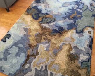 5x8 (approx) Home Decorator modern style rug
