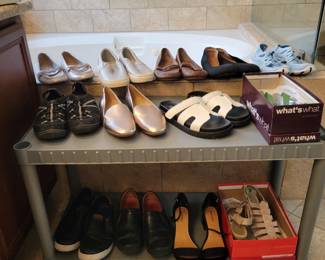 Womens shoes (size 8)