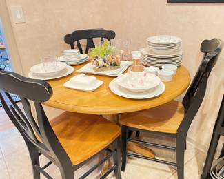 round table w/3 chairs