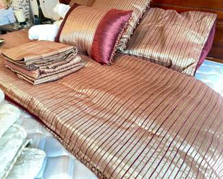 queen bedding, queen bed