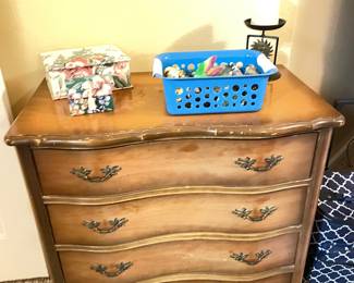 4 drawer chest