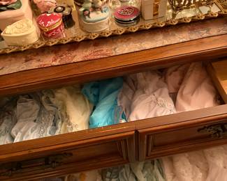 Jewelry box  ladies night gown 