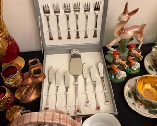 Brand new boxed desert set  fawn figurines porcelain candy dish