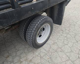 auctioncompanykc.com