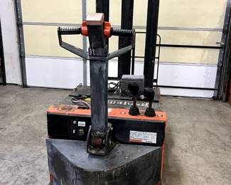 auctioncompanykc.com