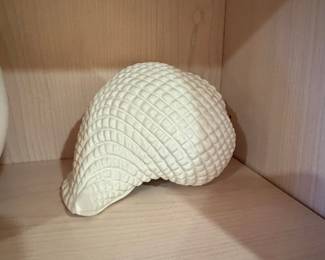 White Ceramic Clam Shell