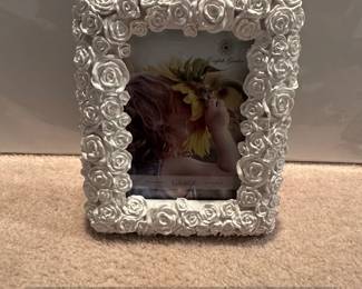 White Ceramic Rose Embellished Photo Frame
