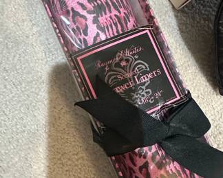 Raymond Waites Scented Drawer Liners Pink Leopard Print