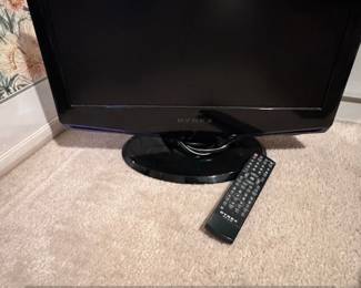 Dynex DXLDA p HD LCD TV or DVD Combo