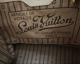 Louis Vuitton Neverfull MM Monogram Canvas Tote Bag second image