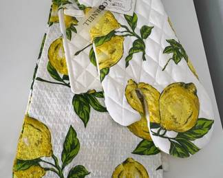 April Cornell Lemon Kitchen Set with Oven Mitt and Tea Towel