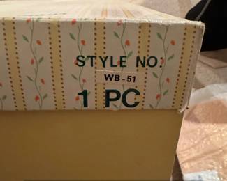 Seymour Mann Maggie Connoisseur Collection Doll third image