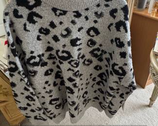 Womens Leopard Print Fuzzy Chenille Sweater