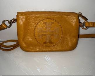 Tory Burch Kira Chevron Small Camera Bag Caramel