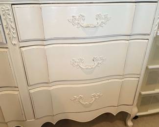 Dixie French Provincial Drawer Dresser third image