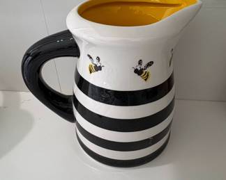 Terramoto Ceramic Bee Pitcher
