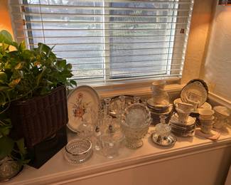 Lenox made-in-America fine China. New/never used “Windsong” pattern