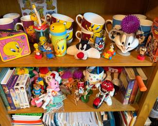 Looney Tunes Collectibles - Bugs Bunny, Tweety, Sylvester