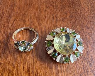 Vintage Avon Sun Brilliants Rhinestone Brooch and Ring Set