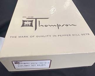 Olds Thompson Diplomat Set Walnut Pepper Mill and Salt Shaker second image