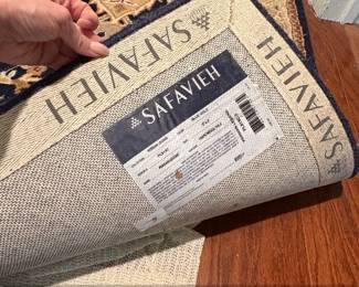 Safavieh Persian Legend Collection PLC Area Rug second image