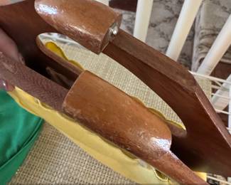 Vintage Velosos Gift Shop Embroidered Handbag with Wooden Handle third image