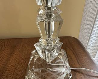 Cut Crystal Urn Table Lamp second image