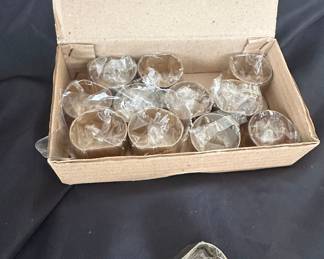 Set of Vintage Etched Brass Napkin Rings second image