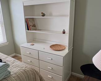 White Drawer Dresser with Hutch