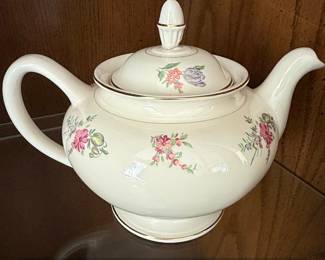 Household Institute Priscilla Pattern Nautilus Cream and White Teapot