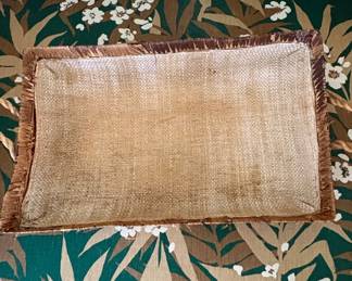 Vintage Woven Raffia Casserole Carrier with Floral Decoration