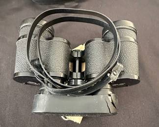 Sears xmm Extra WideAngle Binoculars second image