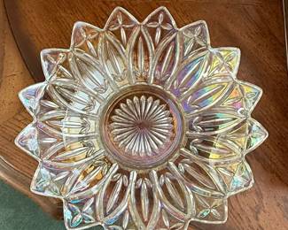 Federal Glass Iridescent Petal Bowl