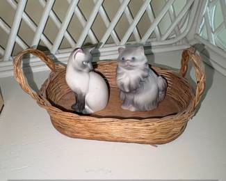 Vintage Avon Porcelain Cat Figurines in Wicker Basket