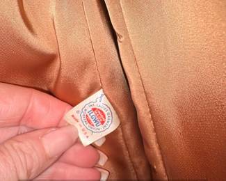 Vintage Mink Fur Coat with Dramatic Collar and Cuffs second image