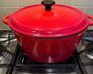 Fontigrac Signature Round Dutch Oven