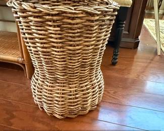 Vintage Hourglass Shape Wicker Waste Bin Trash Basket