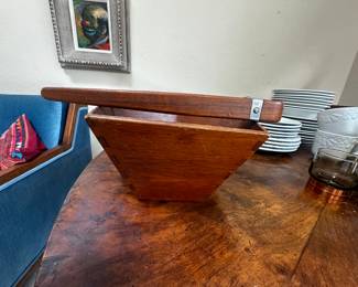 Hard to find nut bowl with original cracker!