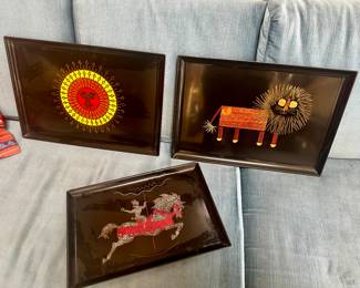 You recognize these MCM TRAYS