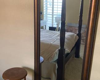 Mirror And Display Table