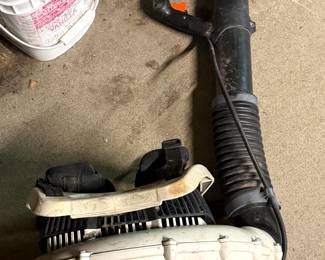 Stihl BR600 backpack blower