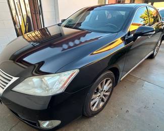 2010 Lexus ES 350 with 91,000 miles and a clean title. Available for pre sale. Call Robert at 714 499 4199.