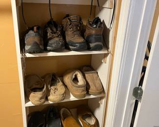 Men’s shoes size 12