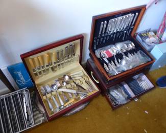 Silverplate flatware sets