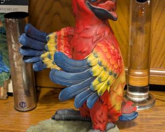 Parrot wine bottle holder